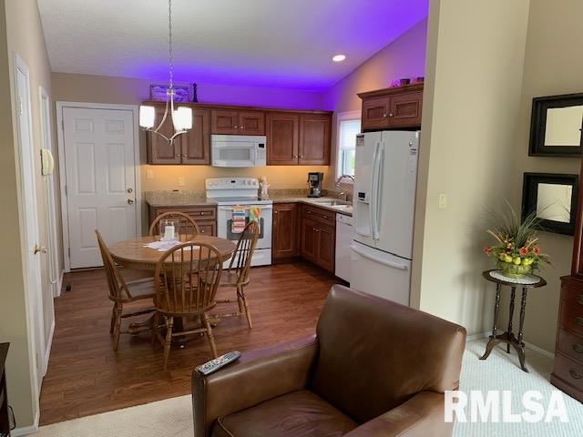 100 Westbrook Drive Springfield, IL 62702 - Photo 10 of 23 Gallery Image 10