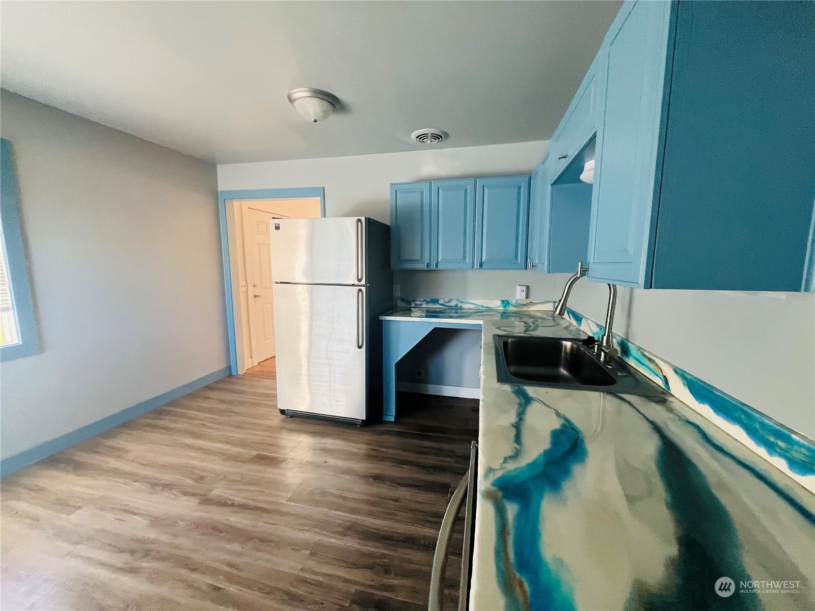 3817 Petersville Road Northeast Bremerton, WA 98310 - Photo 11 of 21 Gallery Image 11