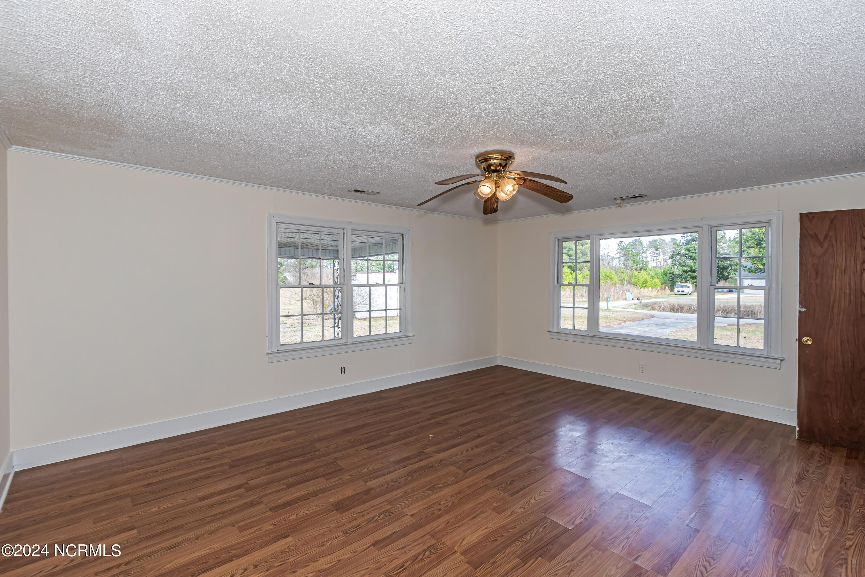 634 Haw Branch Road Richlands, NC 28574 - Photo 3 of 25 Risley (12 of 88)