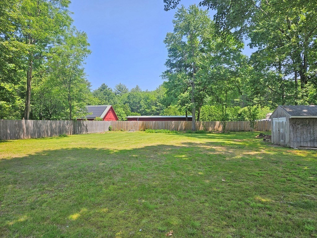 65 Daniel Square Belchertown, MA 01007 - Photo 15 of 15