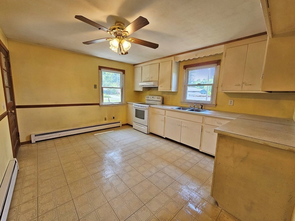 65 Daniel Square Belchertown, MA 01007 - Photo 7 of 15