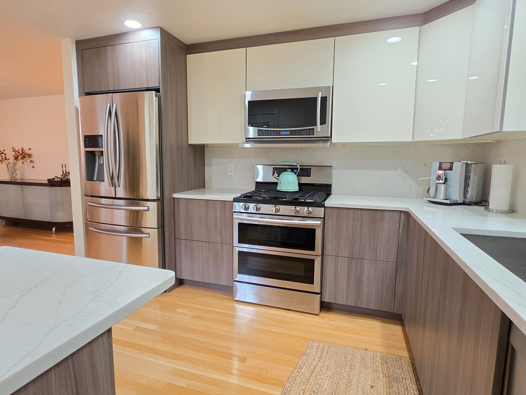 84 West Union Street Ashland, MA 01721 - Photo 17 of 41