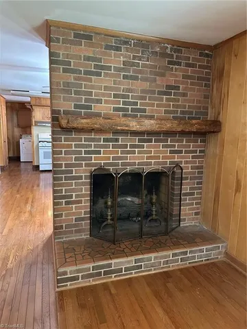 $317,500 | 260 Oakwood Drive, Elkin, NC 28621