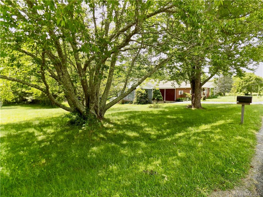 156 Sheehan Road Fletcher, NC 28732 - Photo 12 of 24 Gallery Image 12