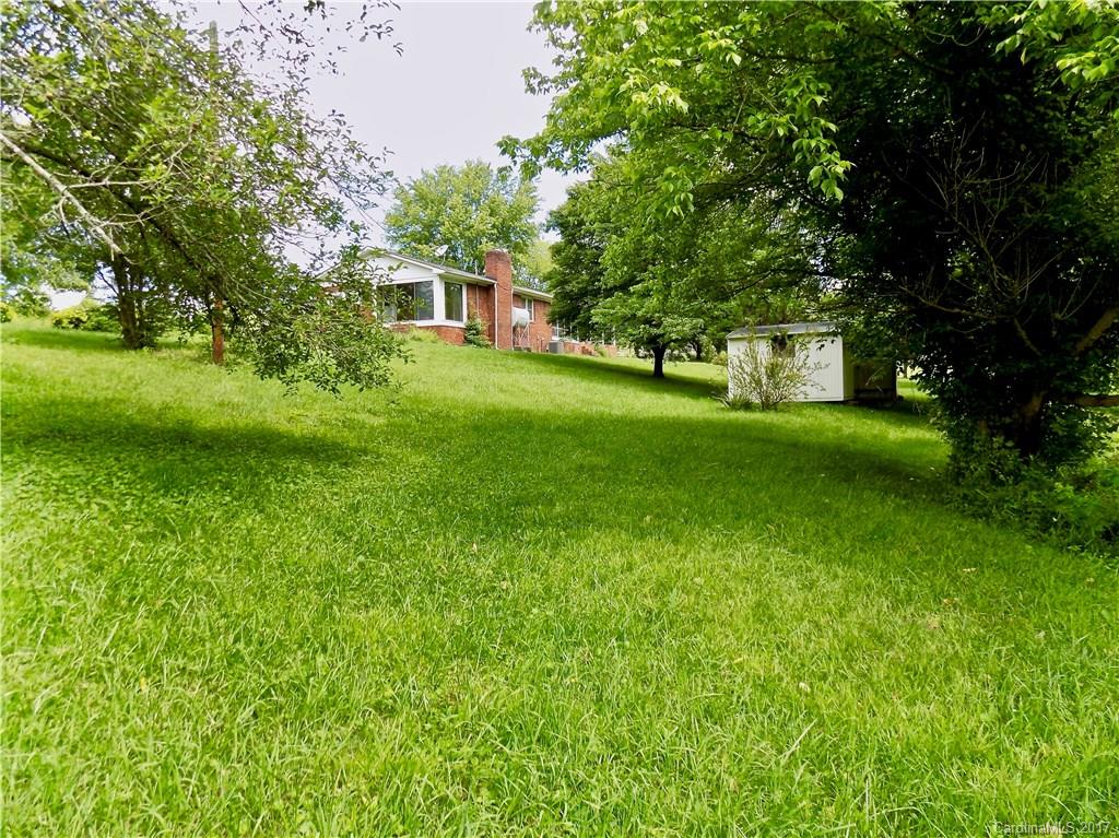 156 Sheehan Road Fletcher, NC 28732 - Photo 15 of 24 Gallery Image 15