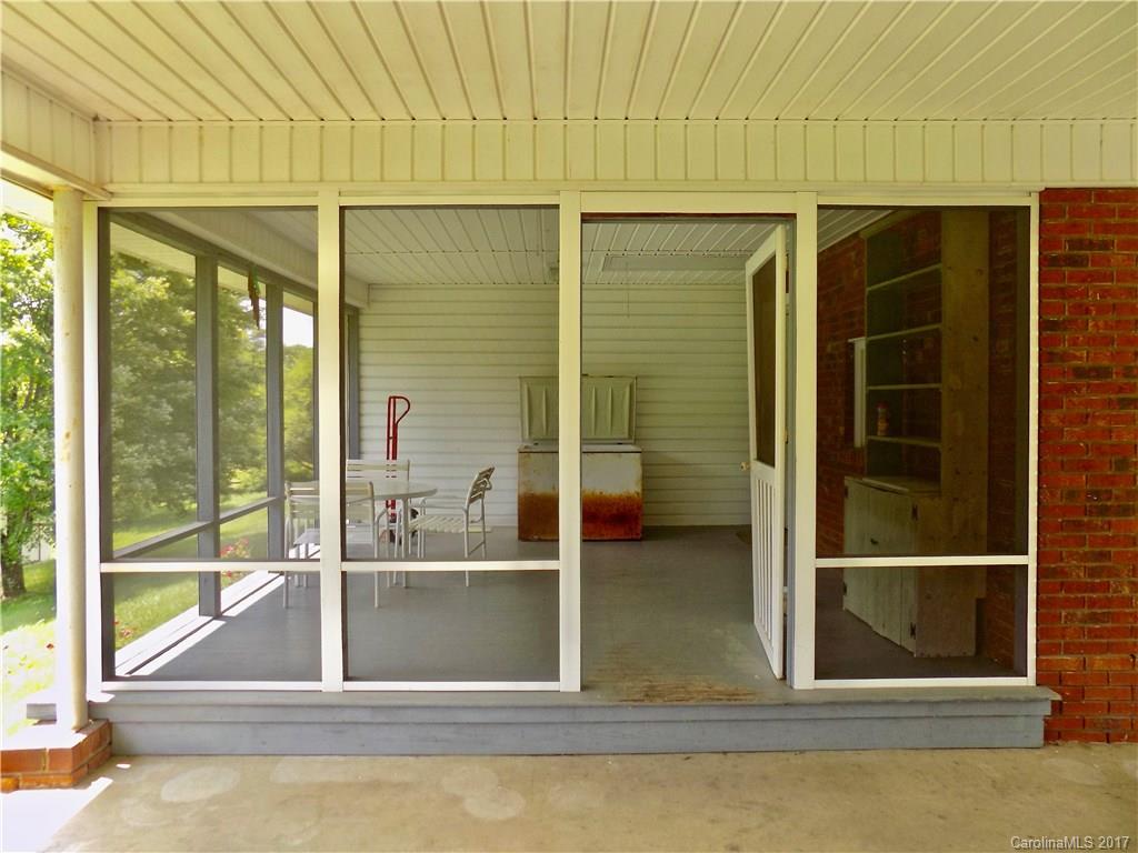 156 Sheehan Road Fletcher, NC 28732 - Photo 10 of 24 Gallery Image 10