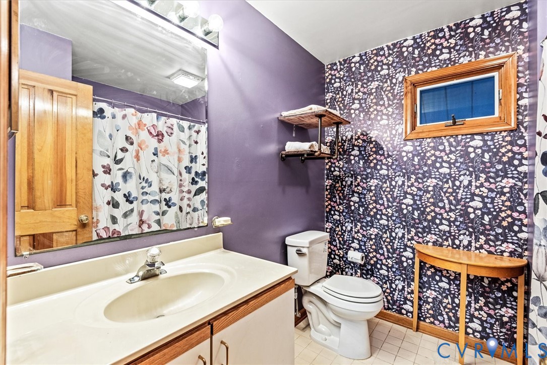 7358 Peppermill Road King George, VA 22485 - Photo 33 of 49 a bathroom with a sink toilet and shower