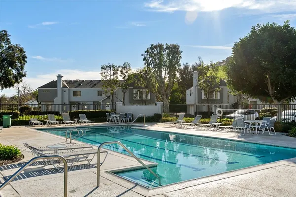 $3,300 | 28305 Paseo El Siena, Unit 10, Laguna Niguel, CA 92677