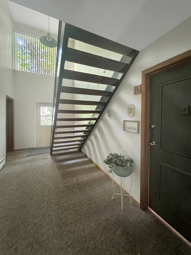 124 North Whistler Avenue, Unit C4 Freeport, IL 61032 - Photo 3 of 28