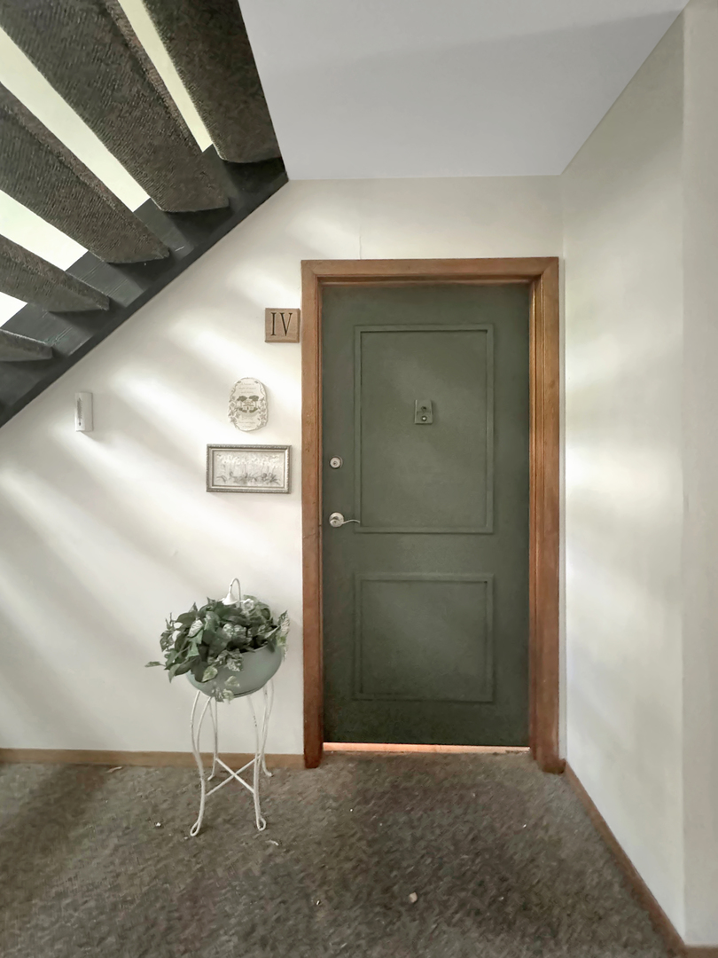 124 North Whistler Avenue, Unit C4 Freeport, IL 61032 - Photo 4 of 28