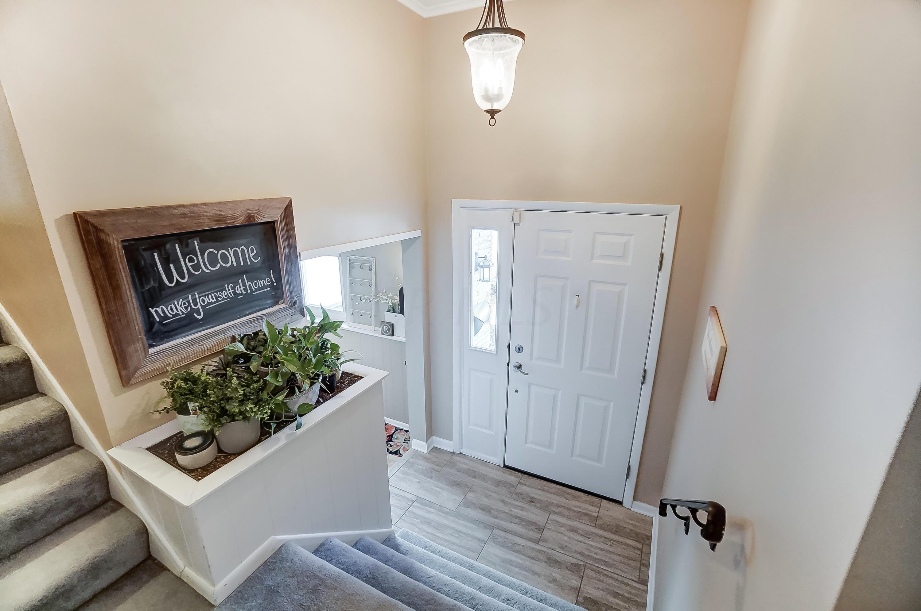 4166 Windermere Road Columbus, OH 43220 - Photo 3 of 47 Gallery Image 3