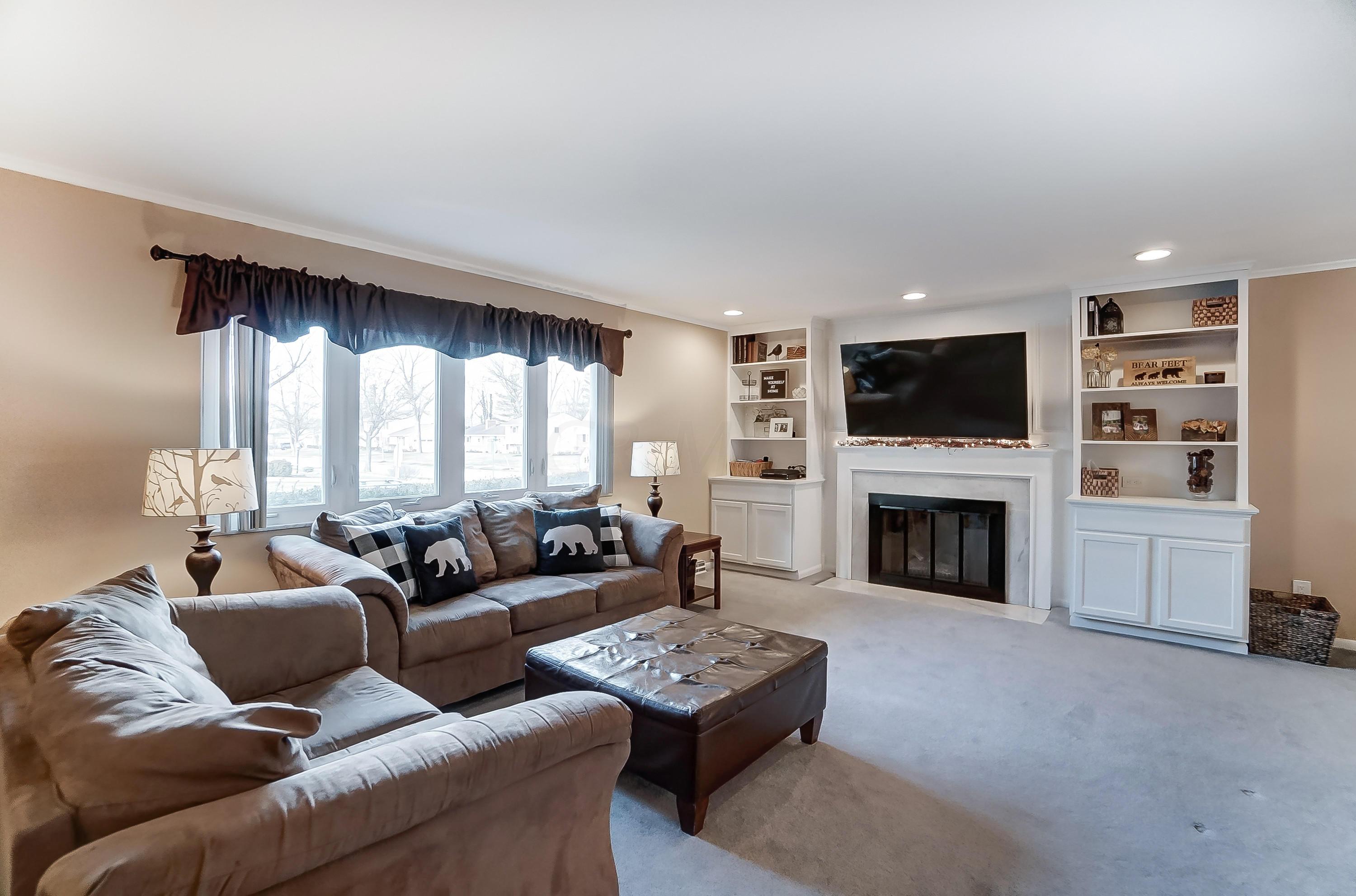 4166 Windermere Road Columbus, OH 43220 - Photo 4 of 47 Gallery Image 4