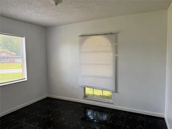 $1,800 | 925 Derbyshire Drive, Kissimmee, FL 34758