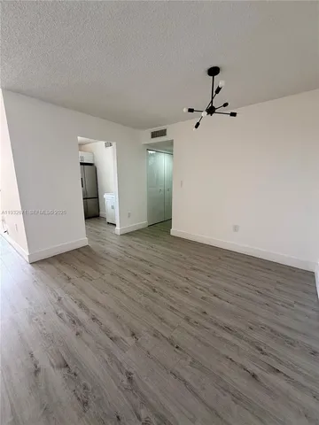 $2,350 | 9410 West Flagler Street, Unit 312, Miami, FL 33174