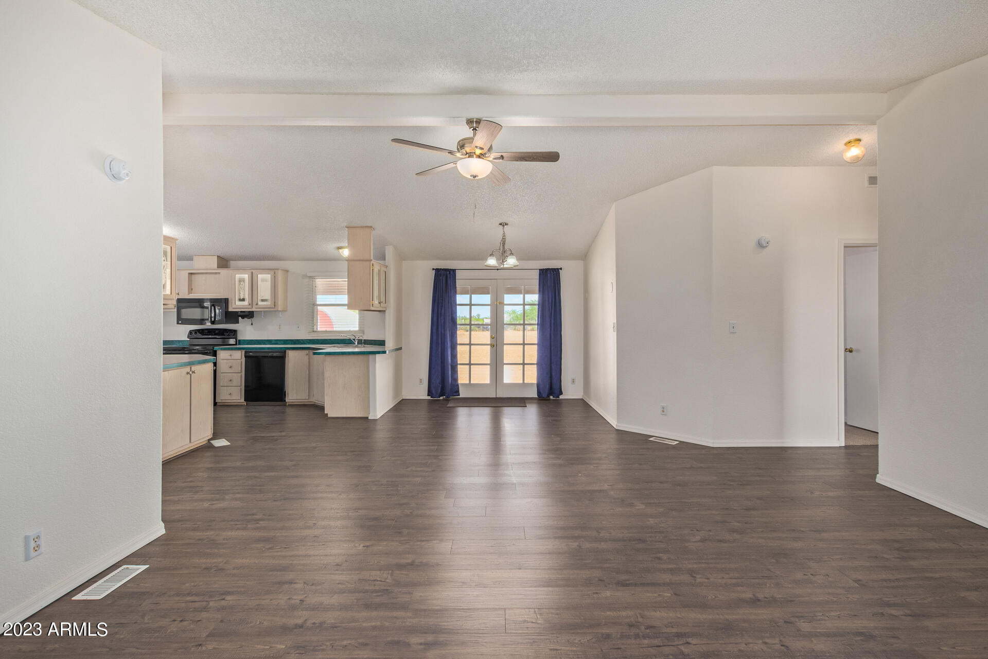 4958 East Rolling Ridge Road San Tan Valley, AZ 85140 - Photo 7 of 41 Great room