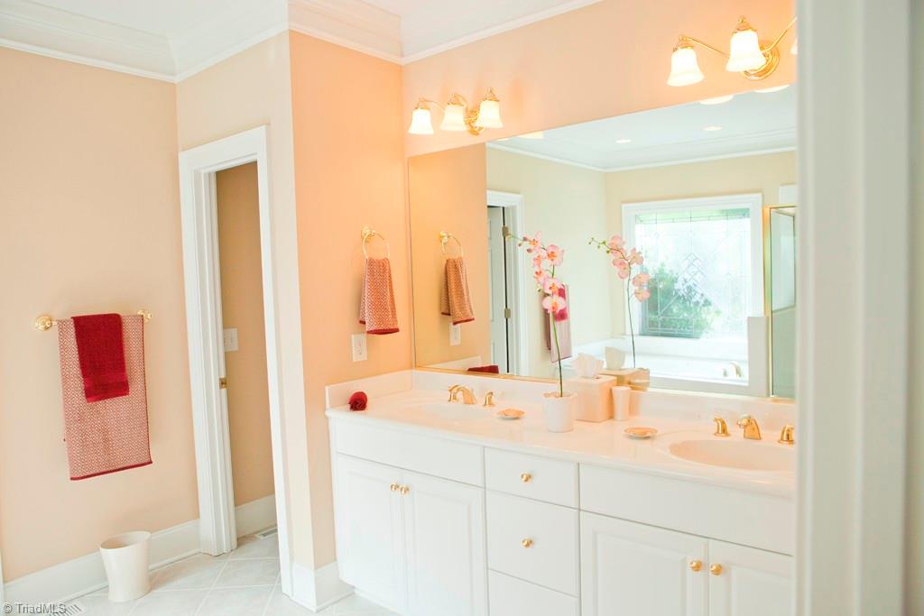 5807 Willow Way Court Oak Ridge, NC 27310 - Photo 14 of 28 Master Bath