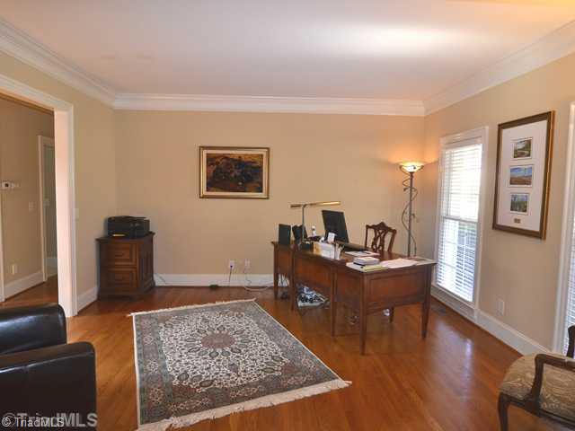 5807 Willow Way Court Oak Ridge, NC 27310 - Photo 4 of 28 Living Room.