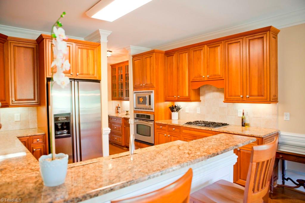 5807 Willow Way Court Oak Ridge, NC 27310 - Photo 10 of 28 Kitchen