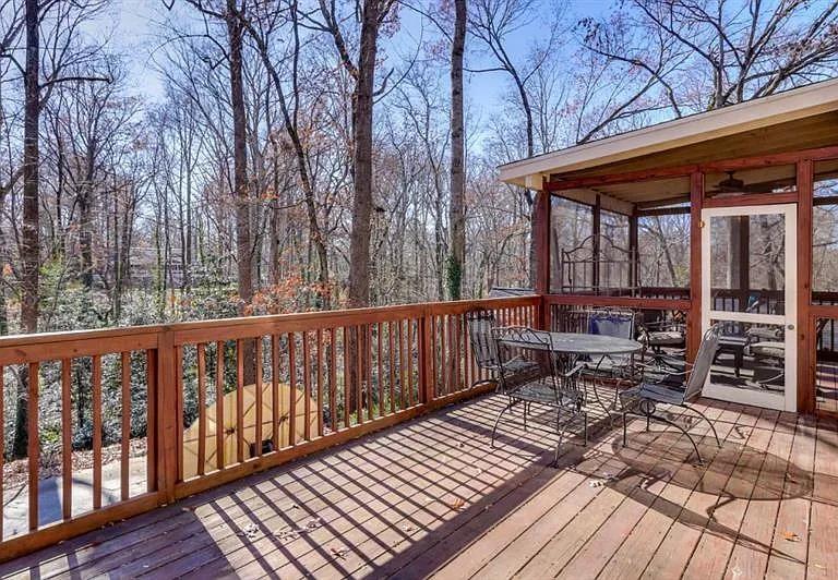 555 Greenland Road Northeast Sandy Springs, GA 30342 - Photo 38 of 47