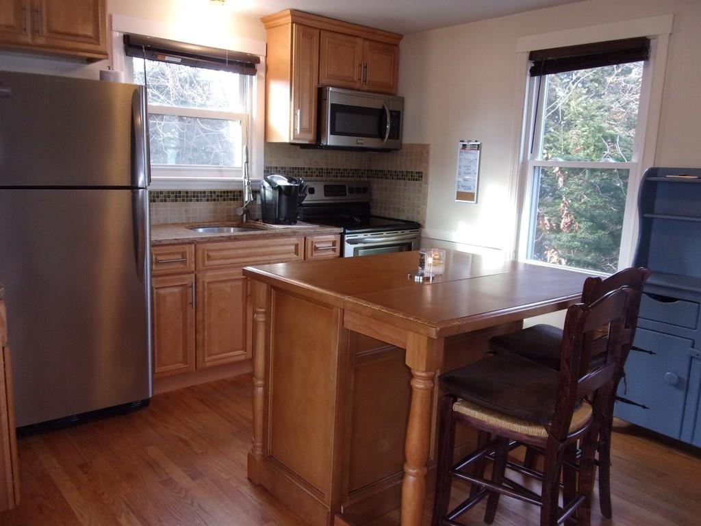 22 Mary Street Springfield, MA 01118 - Photo 7 of 28