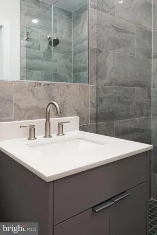 a close view of sink and tap