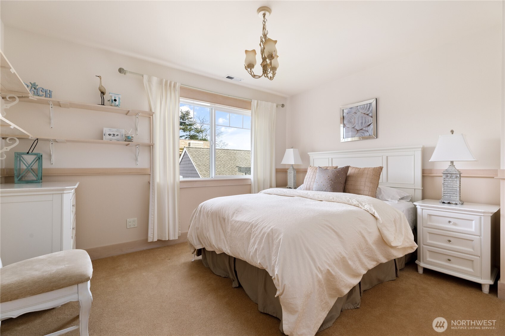 2638 Sunlight Beach Road Clinton, WA 98236 - Photo 14 of 38 Gallery Image 14