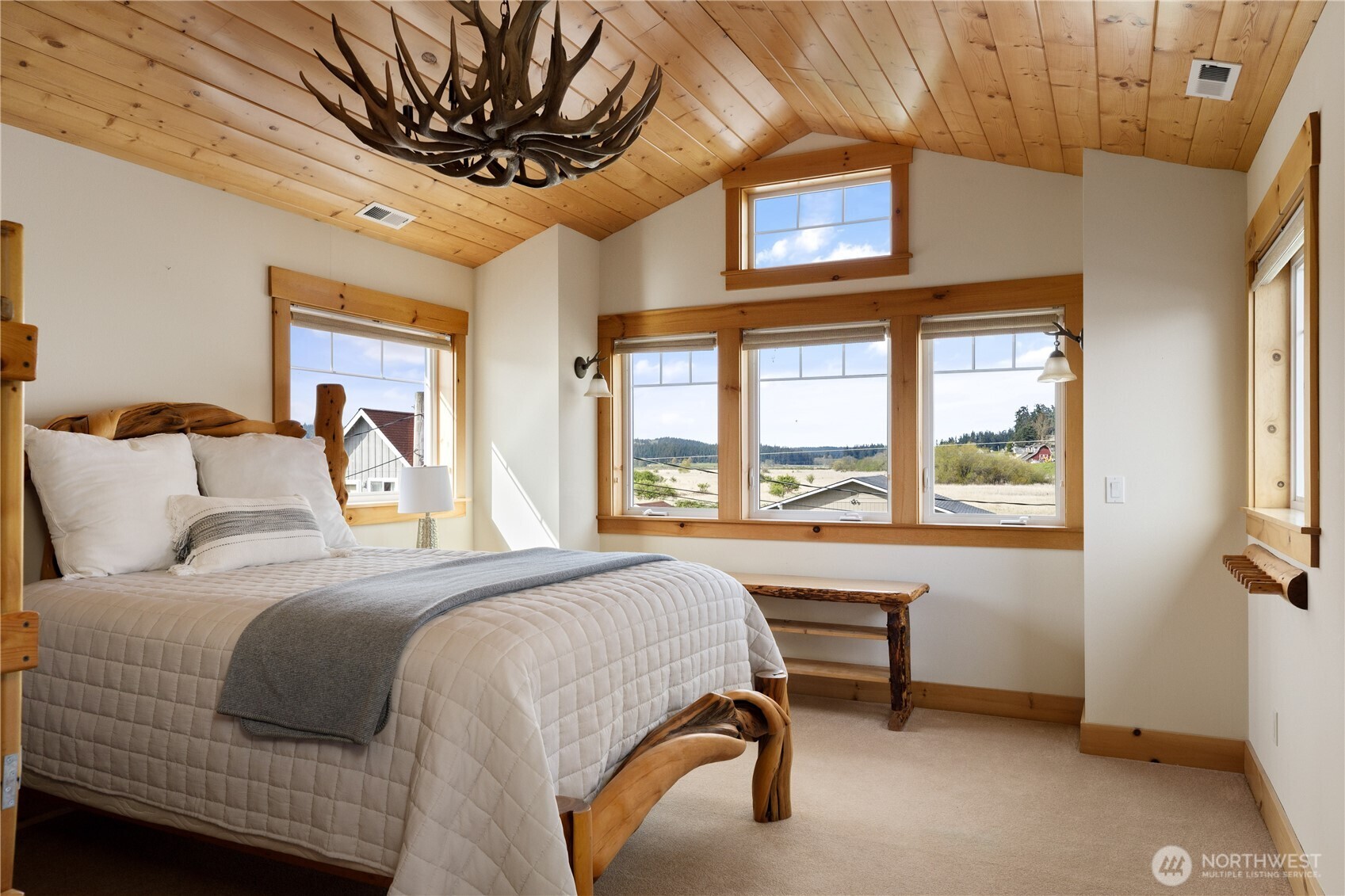 2638 Sunlight Beach Road Clinton, WA 98236 - Photo 18 of 38 Gallery Image 18