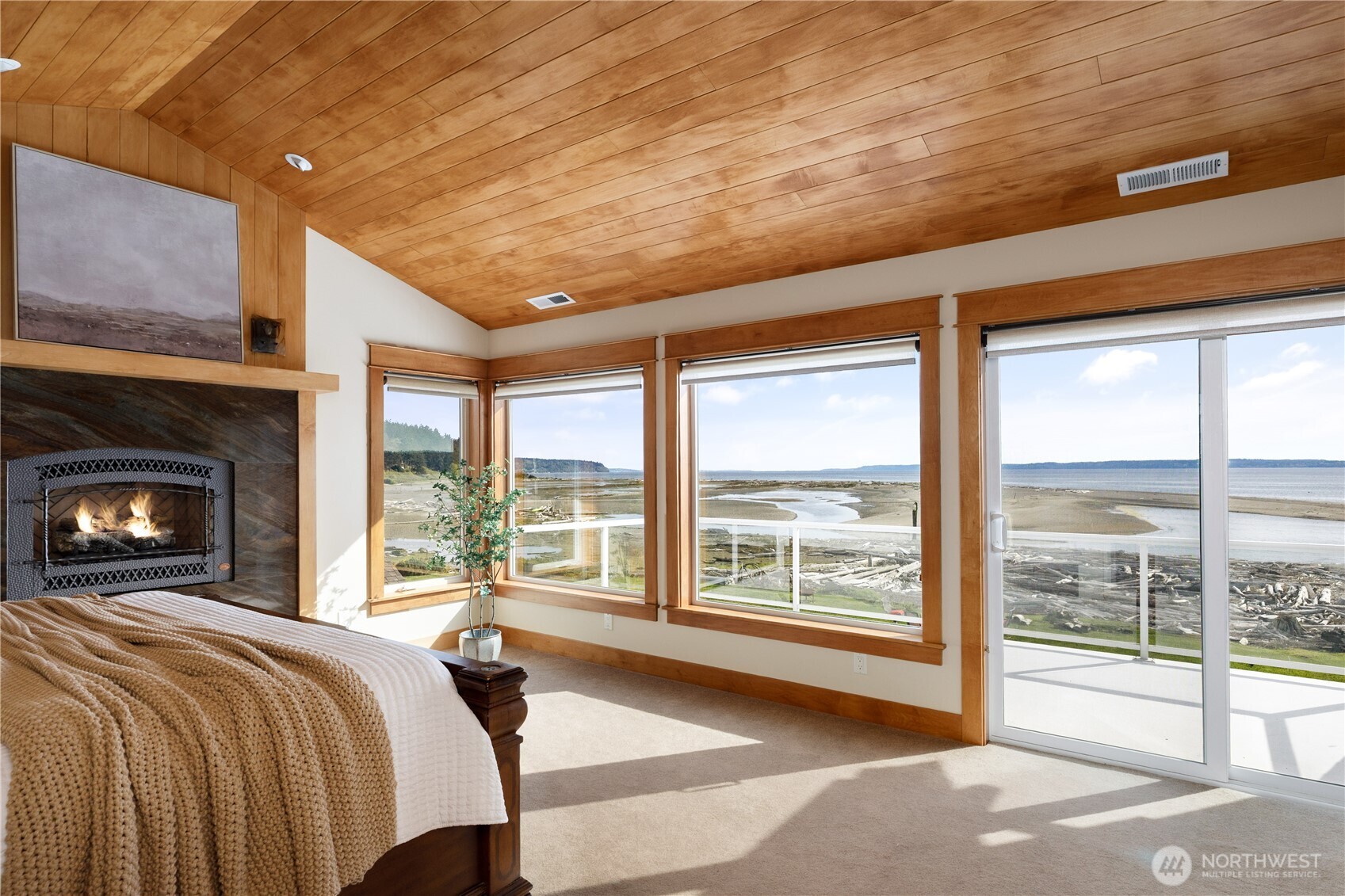 2638 Sunlight Beach Road Clinton, WA 98236 - Photo 21 of 38 Gallery Image 21