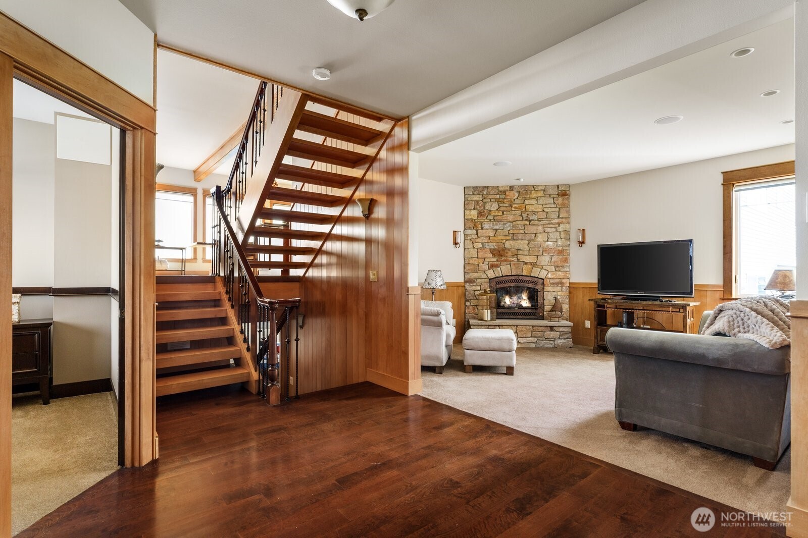 2638 Sunlight Beach Road Clinton, WA 98236 - Photo 4 of 38 Gallery Image 4