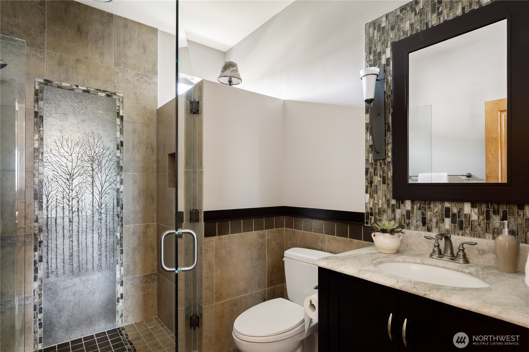 2638 Sunlight Beach Road Clinton, WA 98236 - Photo 6 of 38 Gallery Image 6