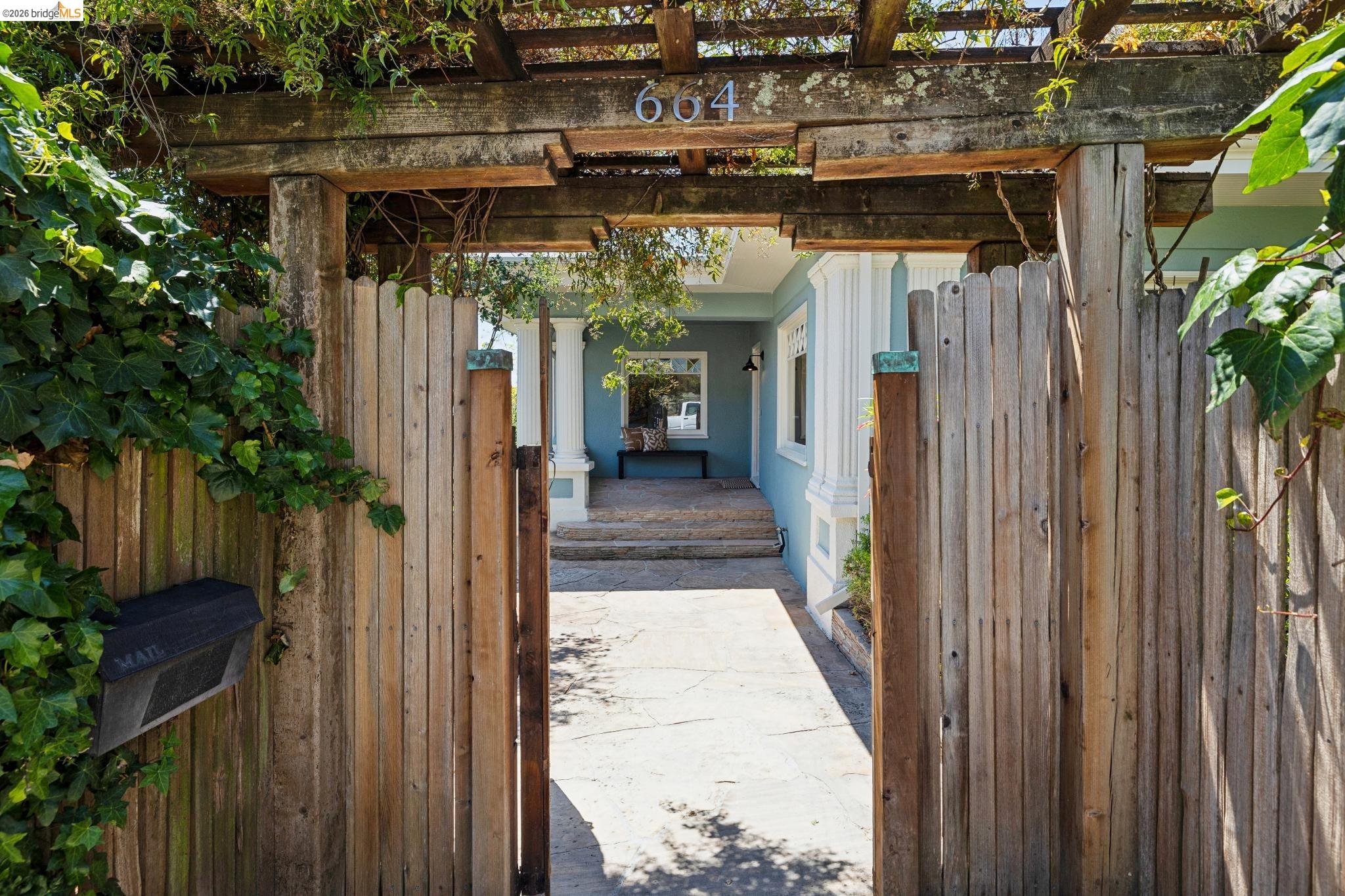 664 Vincente Avenue Berkeley, CA 94707 - Photo 51 of 54