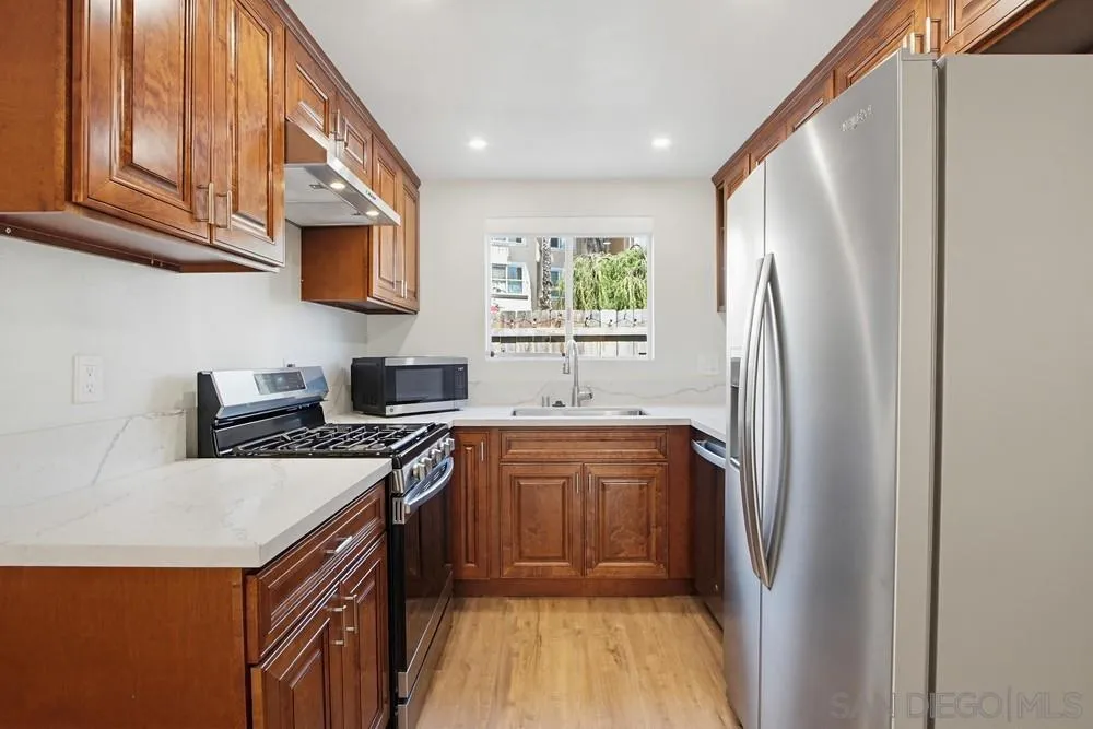 5130 North River Road, Unit B Oceanside, CA 92057 - Photo 19 of 51