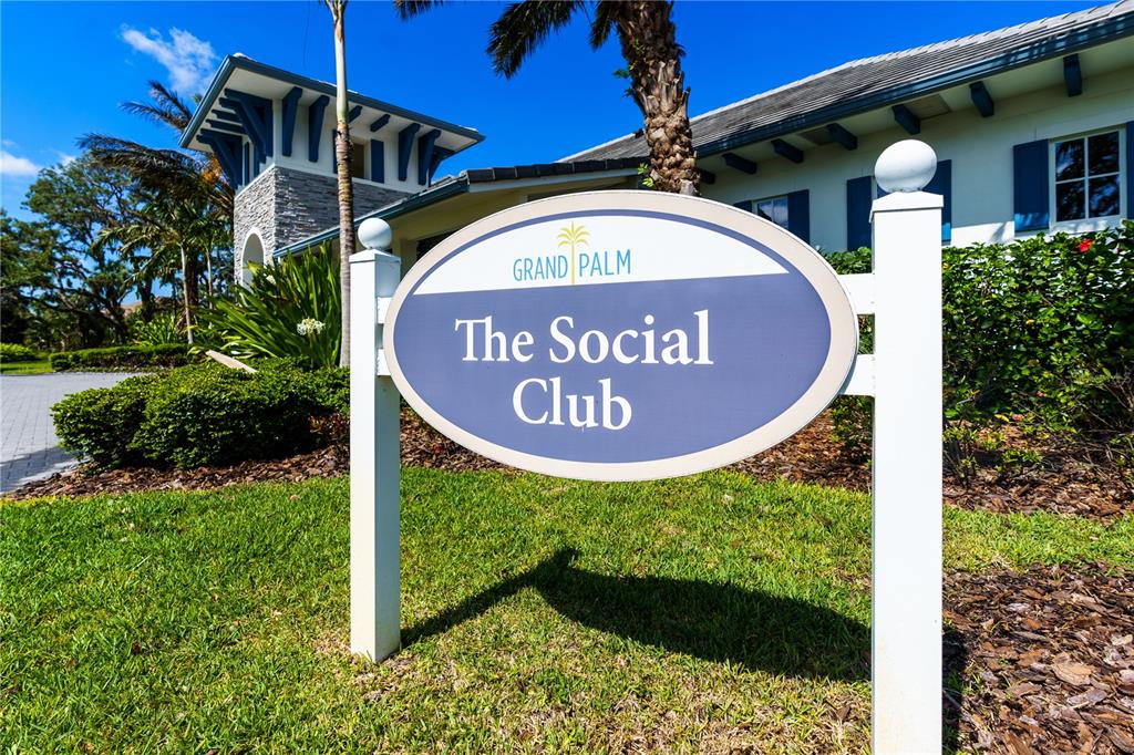 13017 Steinhatchee Loop Venice, FL 34293 - Photo 63 of 98 a sign on the side of a building