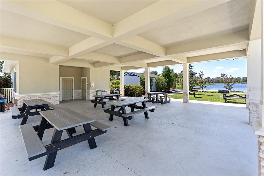 13017 Steinhatchee Loop Venice, FL 34293 - Photo 71 of 98 a living room with furniture and a large window