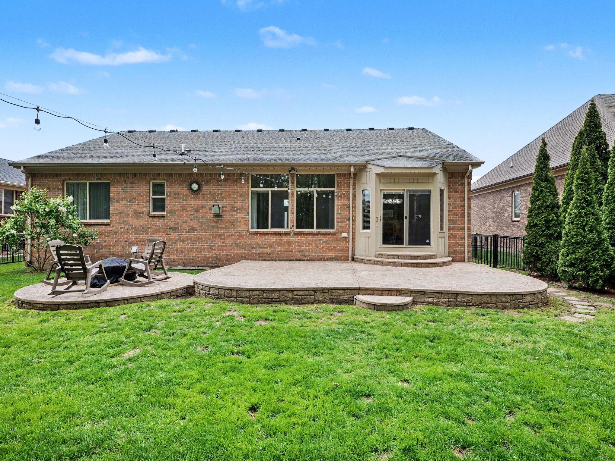 45654 Lookout Drive Macomb, MI 48044 - Photo 5 of 52 034_file_1961