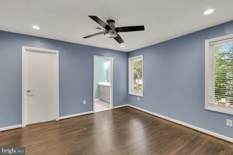 $575,000 | 3913 Decatur Avenue, Kensington, MD 20895