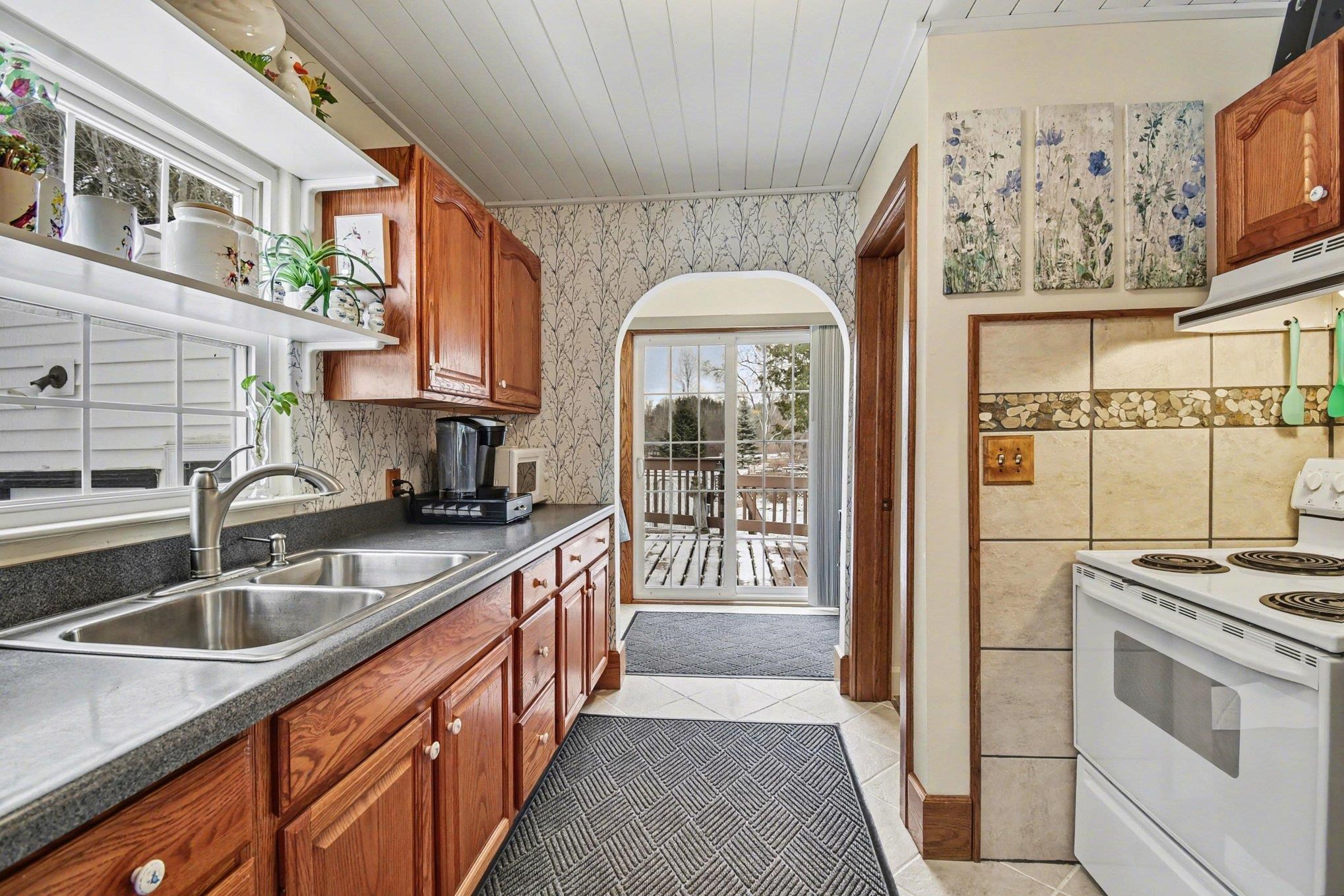1799 Conrad Road Standish, MI 48658 - Photo 6 of 24