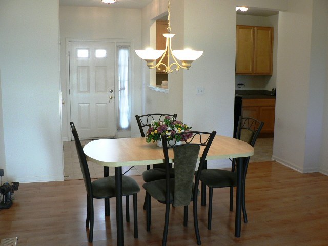2853 Falling Waters Drive Lindenhurst, IL 60046 - Photo 3 of 16