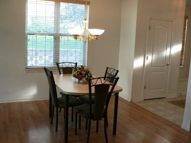 2853 Falling Waters Drive Lindenhurst, IL 60046 - Photo 4 of 16