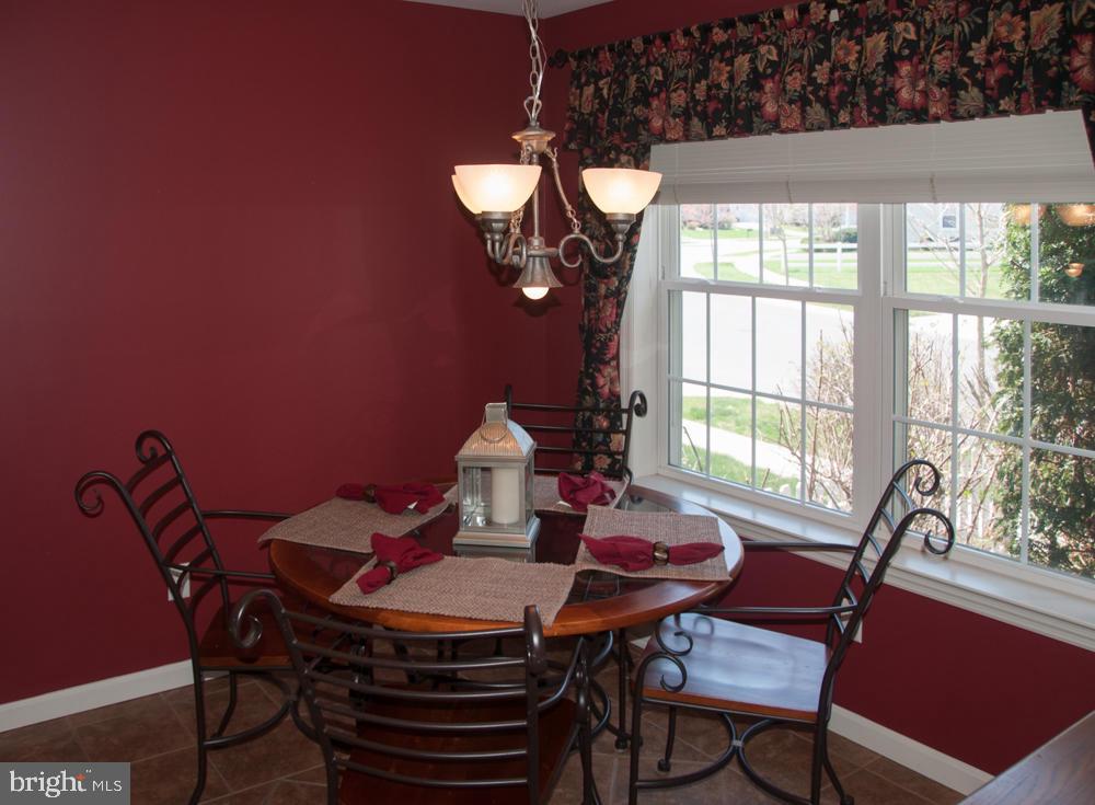 634 Wallingford Road Lititz, PA 17543 - Photo 4 of 19