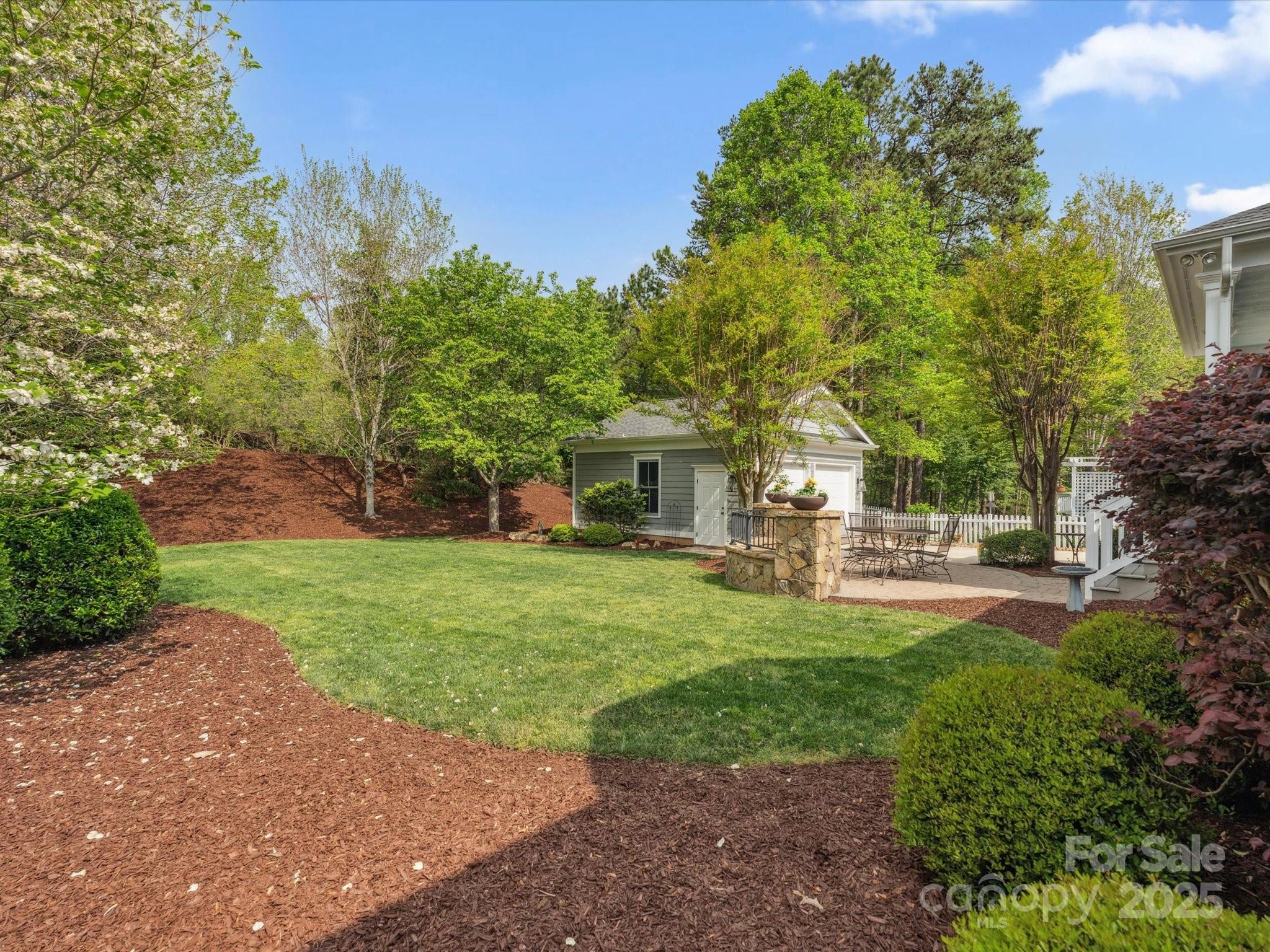 894 Stratford Run Drive Fort Mill, SC 29708 - Photo 36 of 45 a view of a house with backyard and sitting area