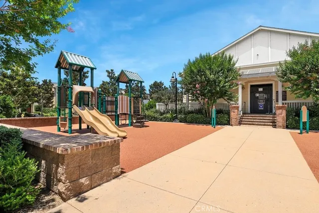 a view of a house with outdoor space