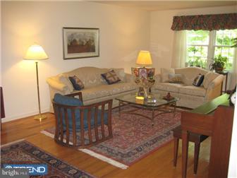 186 Gulph Hills Road Radnor, PA 19087 - Photo 2 of 12 Living Room