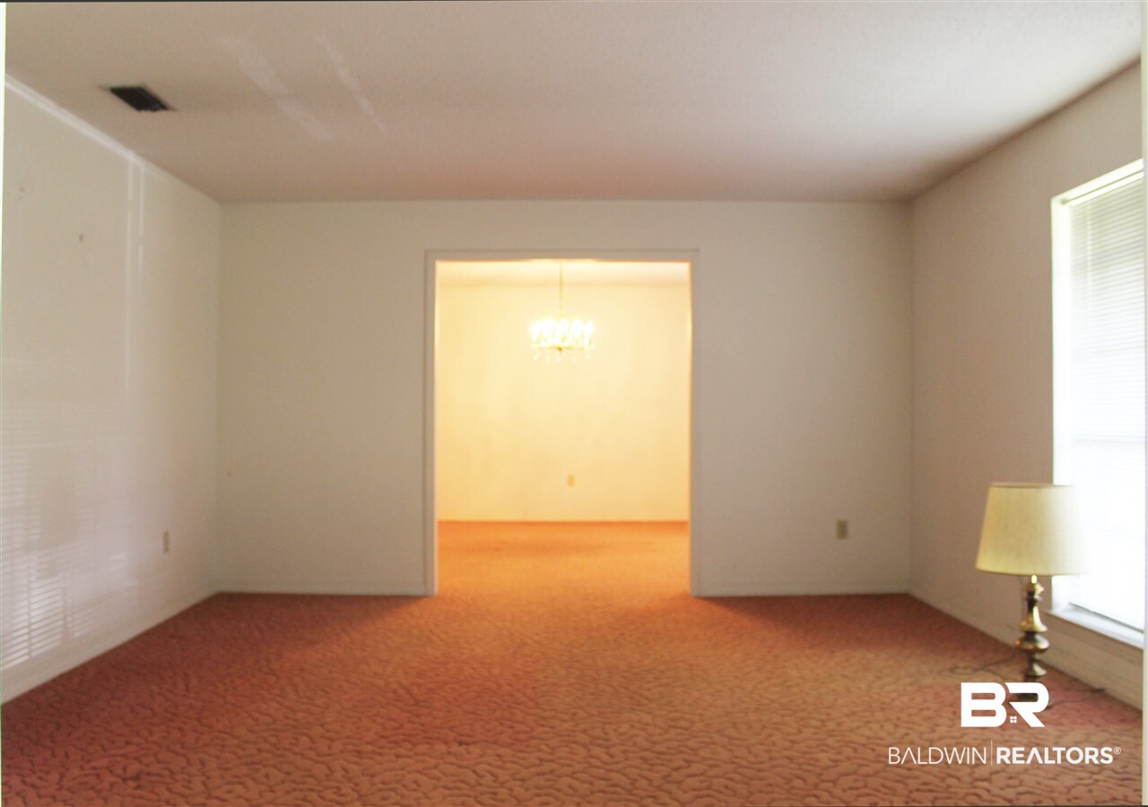 1701 Dawes Road Mobile, AL 36695 - Photo 4 of 21 Living Room