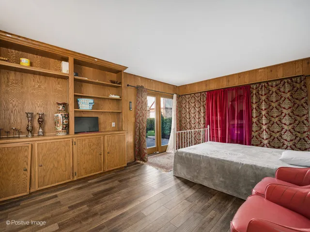 $249,900 | 1322 South New Wilke Road, Unit 1C, Arlington Heights, IL 60005