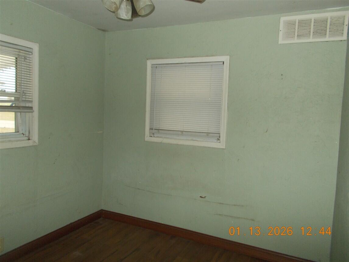 7540 Swan Creek Road Newport, MI 48166 - Photo 7 of 12 DSCN5446