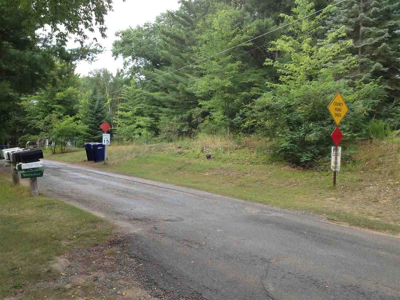 217 Bass Lake Road Traverse City, MI 49685 - Photo 3 of 38 1789353-2.JPG