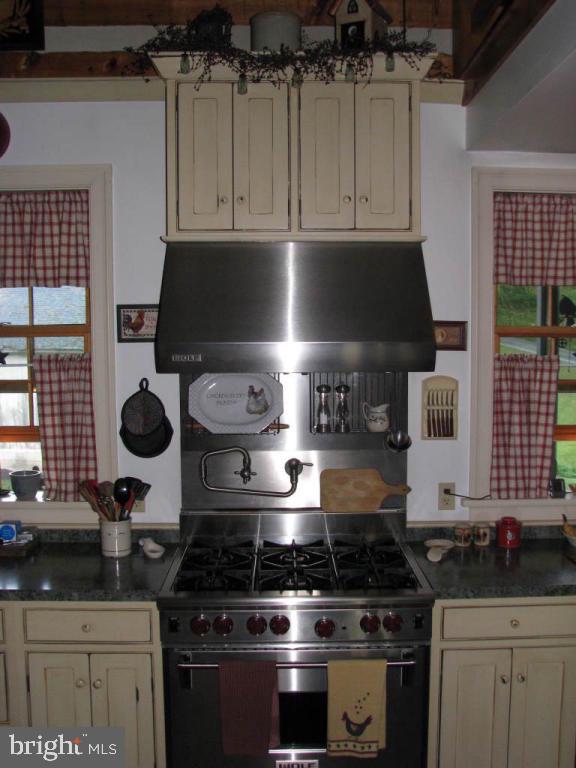 29 Indian Hill Road Conestoga, PA 17516 - Photo 12 of 47 Gallery Image 12