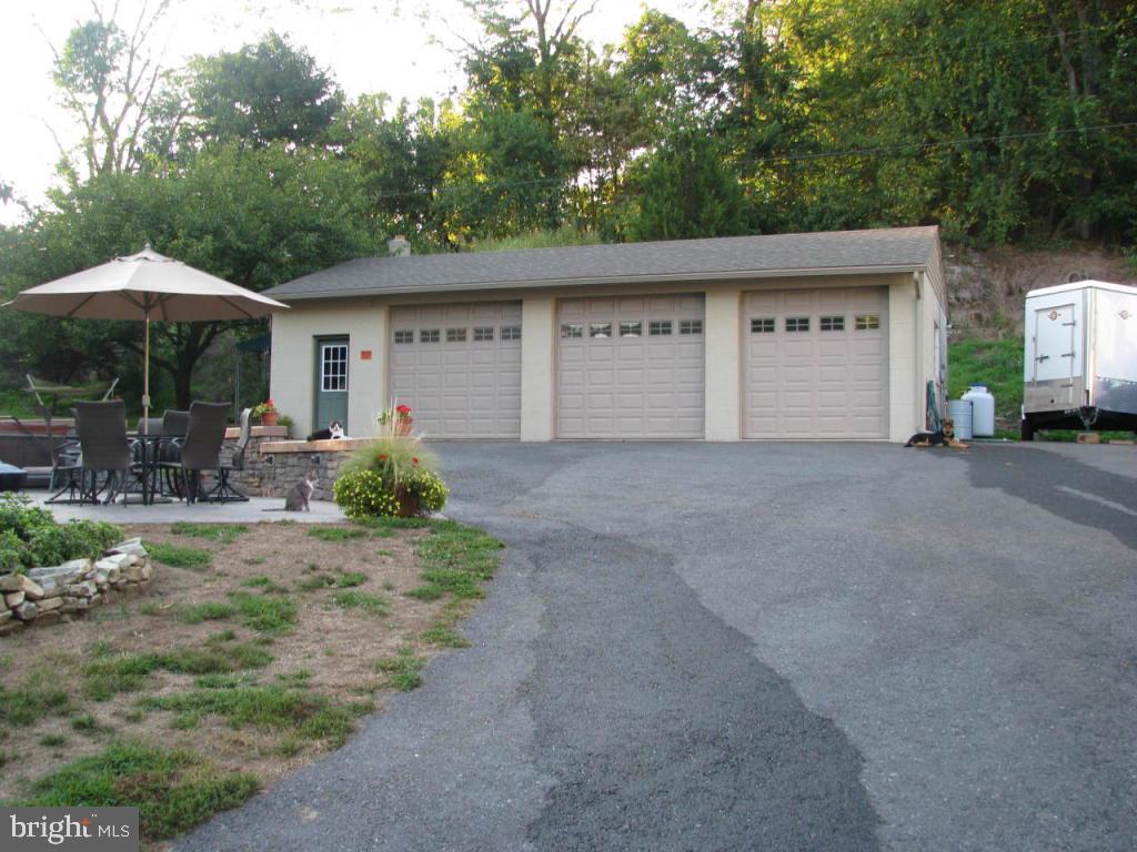 29 Indian Hill Road Conestoga, PA 17516 - Photo 7 of 47 Gallery Image 7