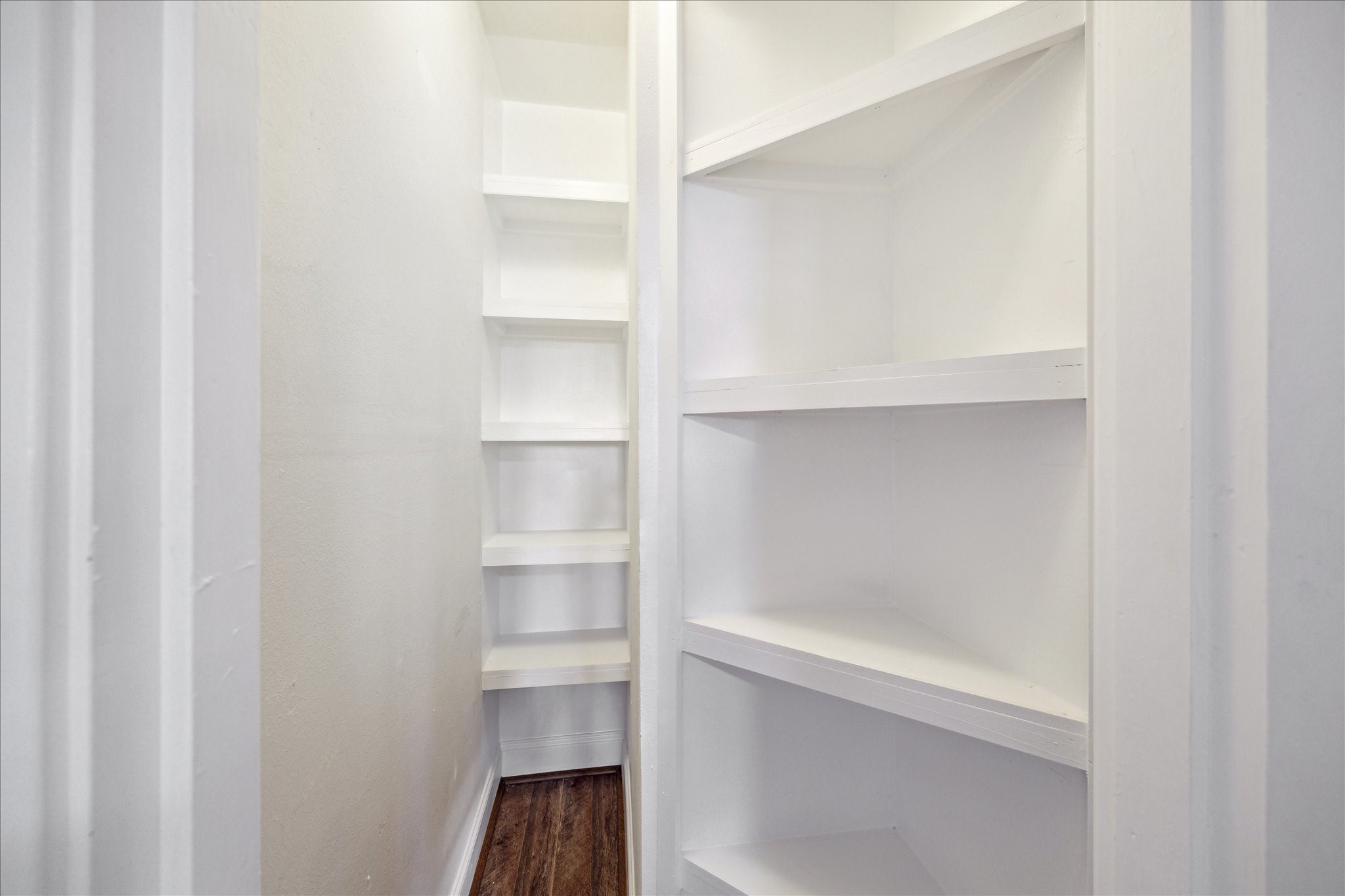 1309 Centennial Drive Houston, TX 77055 - Photo 21 of 33 a close view of closet